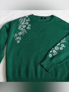 Tahari Emerald Green Crewneck Sweater with rhinestones